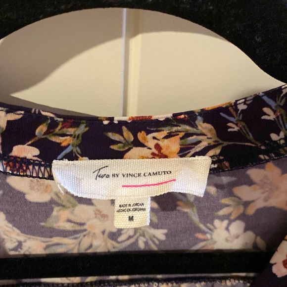 Two by Vince Camino top NWOT - Picture 2 of 5
